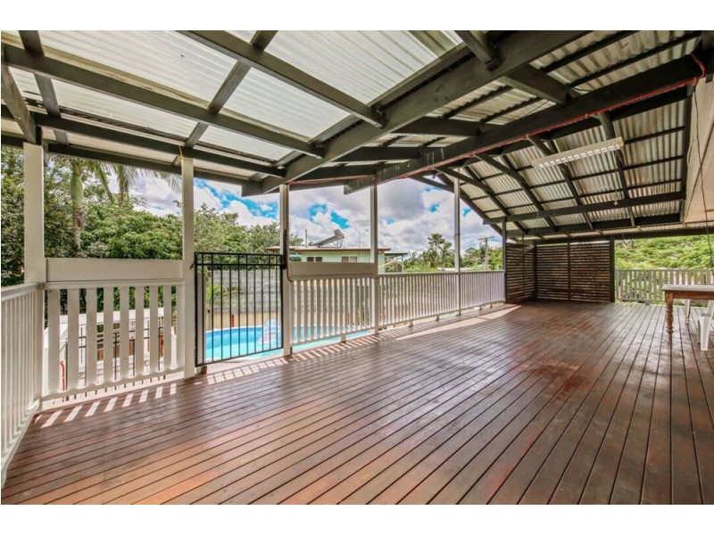18 Yurugu Street, Woodridge QLD 4114