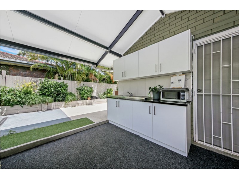 22 Ranchwood Avenue, Browns Plains QLD 4118