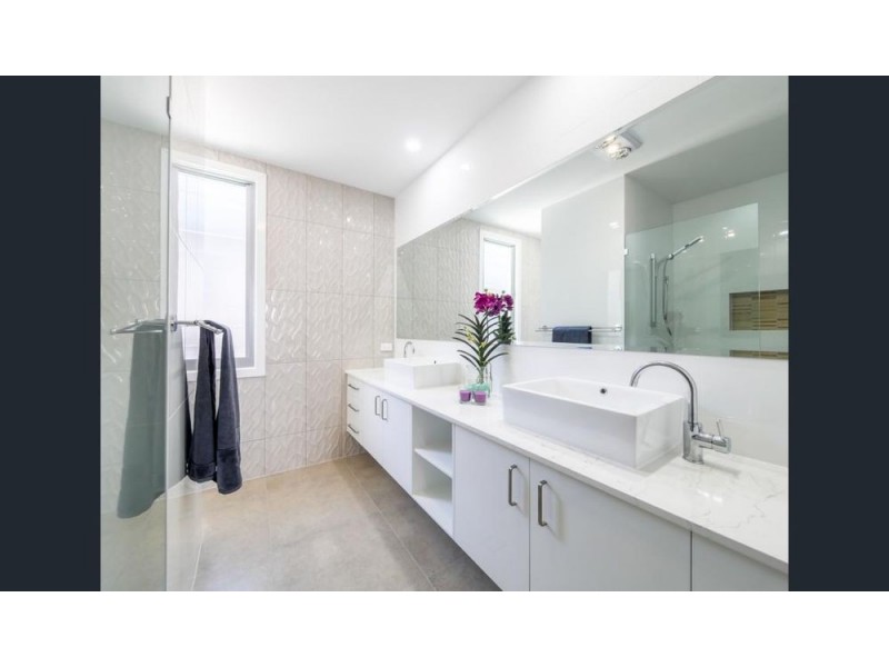 2 Fisher Street, Rochedale QLD 4123