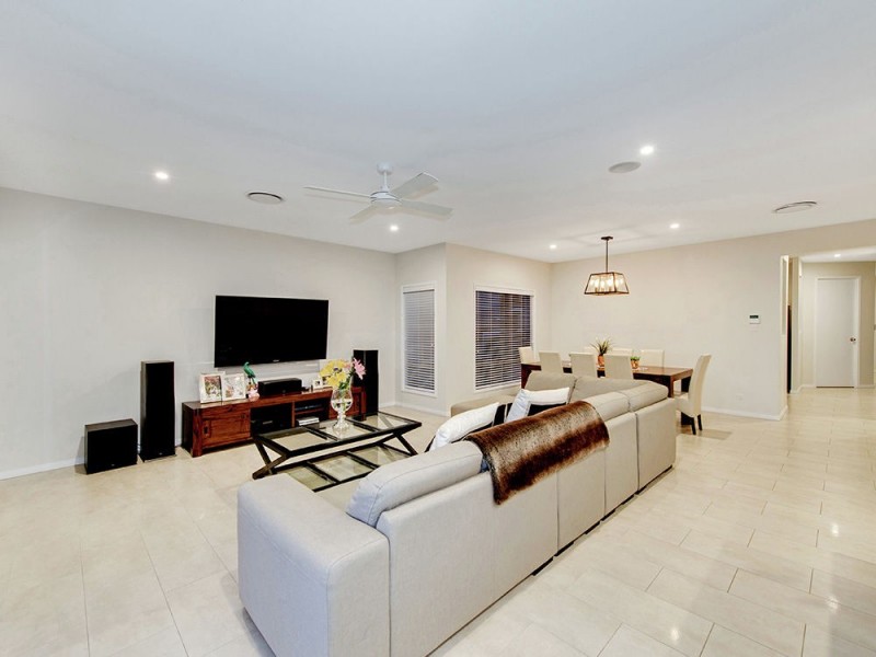 33 Altitude Street, Rochedale QLD 4123