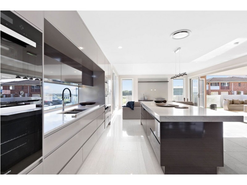 3 Vanstone Street, Rochedale QLD 4123