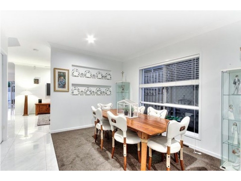38 Phoenix Street, Rochedale QLD 4123