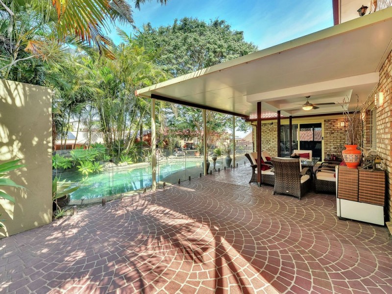 413 Kessels Road, Robertson QLD 4109