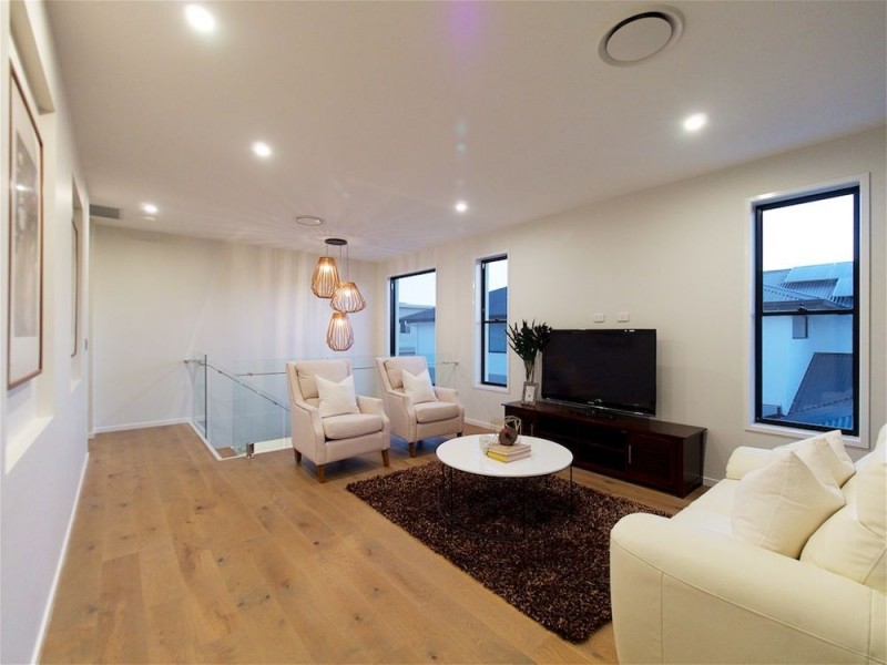 19 Vanstone Street, Rochedale QLD 4123