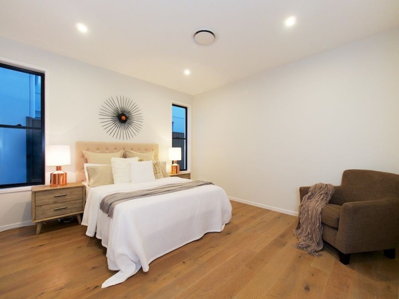 19 Vanstone Street, Rochedale QLD 4123