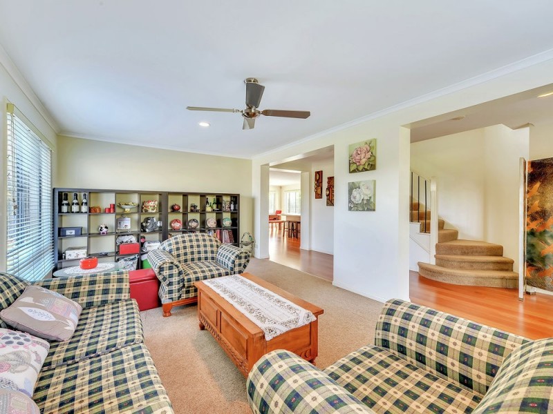 9 David Place, Manly West QLD 4179