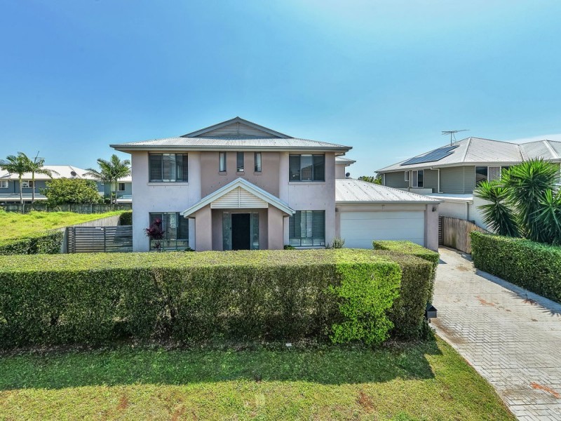 9 David Place, Manly West QLD 4179