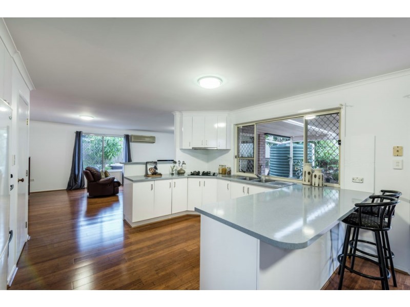 5 Conifer Street, Carindale QLD 4152