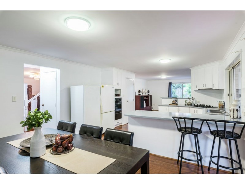 5 Conifer Street, Carindale QLD 4152