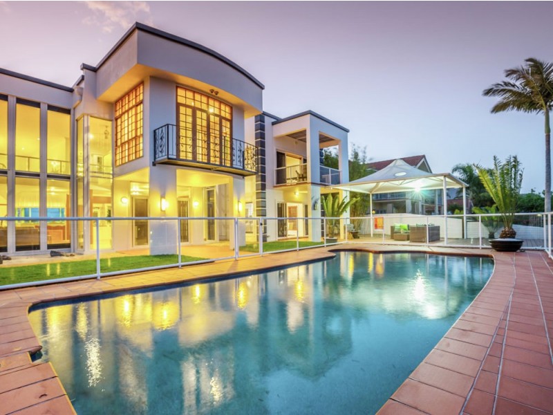 11 Grenoble Place, Raby Bay QLD 4163