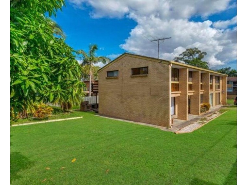 77 Grout Street, Macgregor QLD 4109