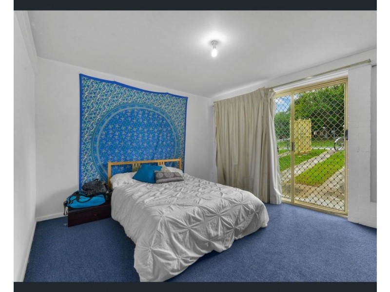 77 Grout Street, Macgregor QLD 4109