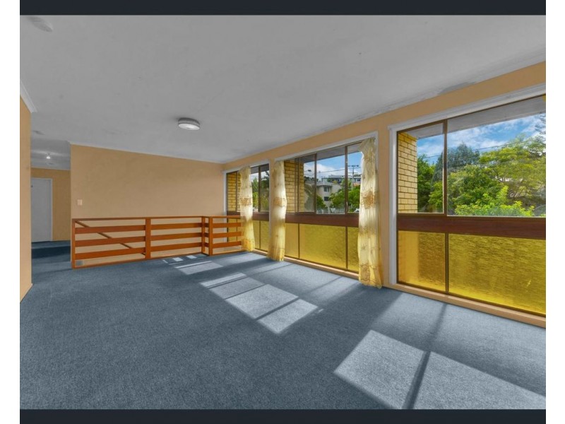 77 Grout Street, Macgregor QLD 4109
