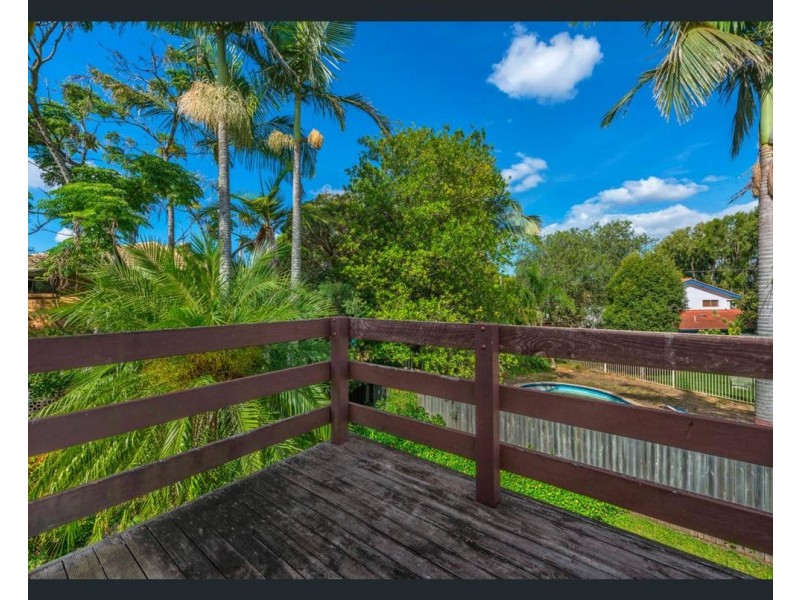77 Grout Street, Macgregor QLD 4109