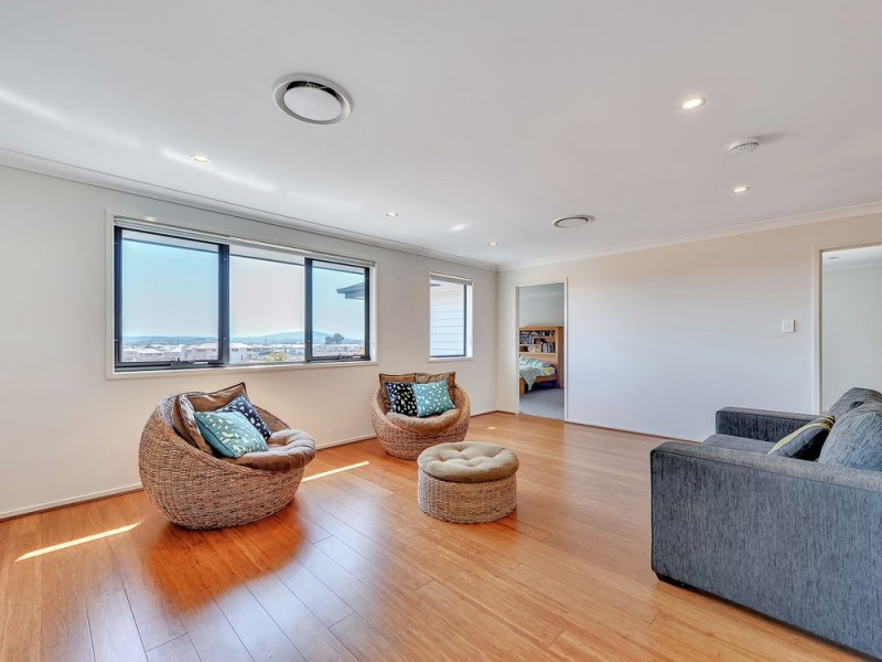19 Plateau Place, Rochedale QLD 4123