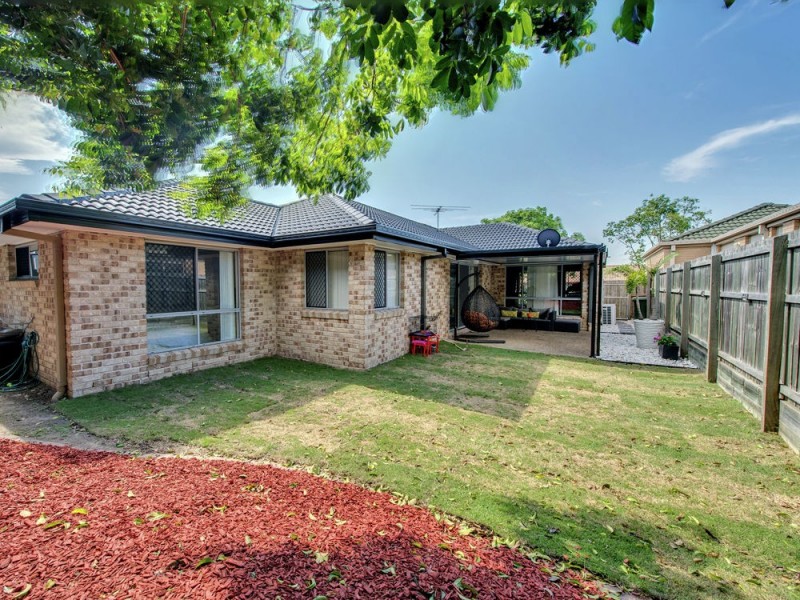 21 Naracoorte Place, Parkinson QLD 4115