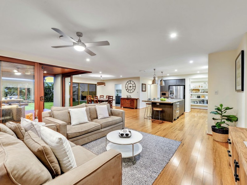 21 Wallaby Parade, Rochedale QLD 4123