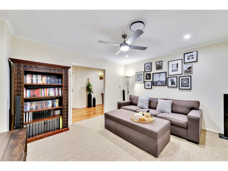 21 Wallaby Parade, Rochedale QLD 4123