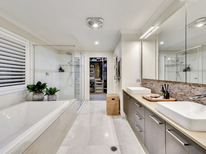 21 Wallaby Parade, Rochedale QLD 4123