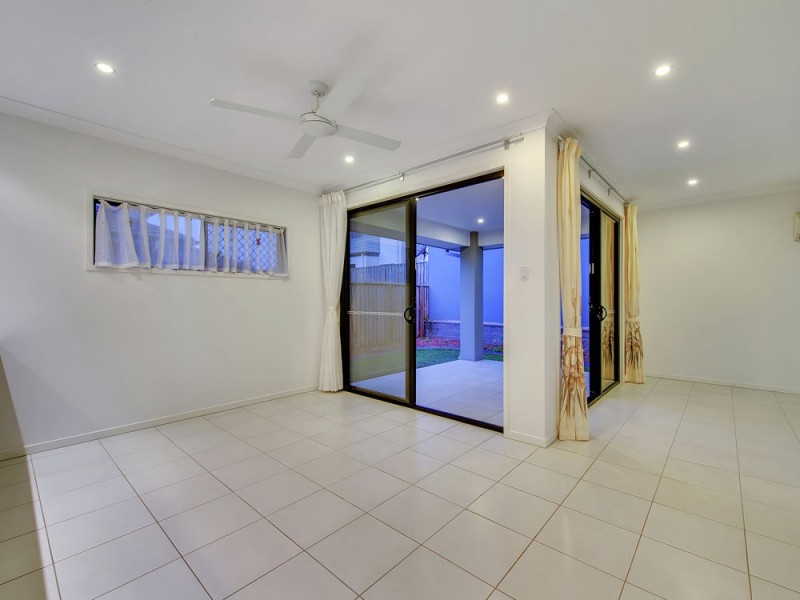 10 Hillcrest Street, Rochedale QLD 4123