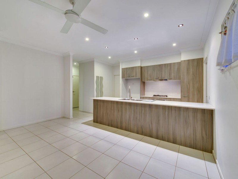 10 Hillcrest Street, Rochedale QLD 4123