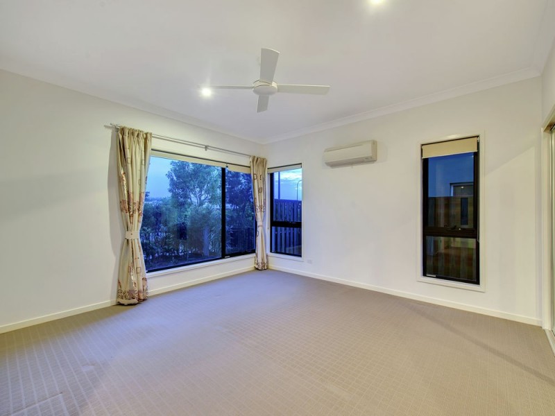 10 Hillcrest Street, Rochedale QLD 4123