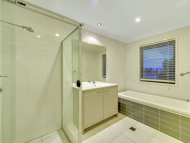 10 Hillcrest Street, Rochedale QLD 4123