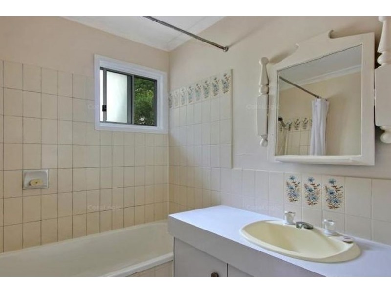 40 Strathallen Drive, Boronia Heights QLD 4124