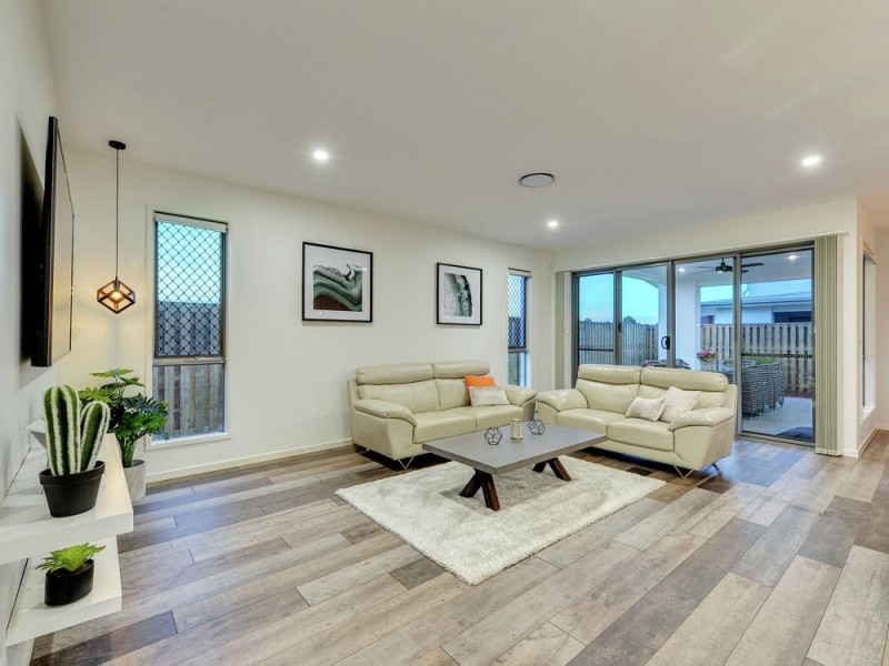 6 Paragon Street, Rochedale QLD 4123