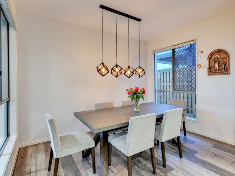 6 Paragon Street, Rochedale QLD 4123