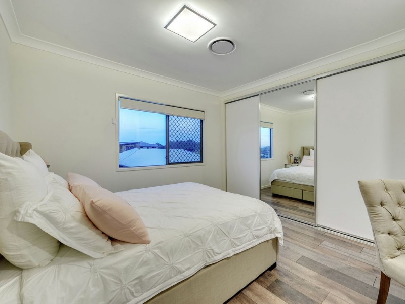 6 Paragon Street, Rochedale QLD 4123