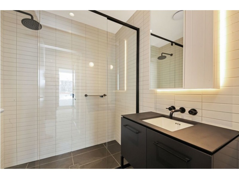 315/8 Bank Street, West End QLD 4101