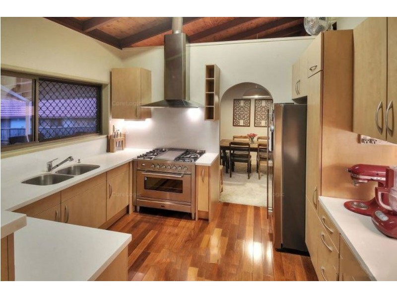 3 Pineneedle Place, Sunnybank Hills QLD 4109