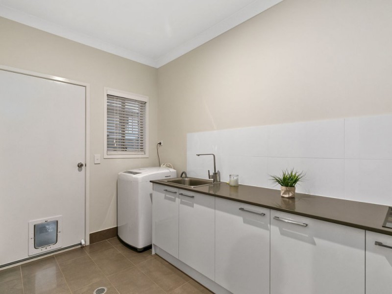 18 Zenith Street, Rochedale QLD 4123