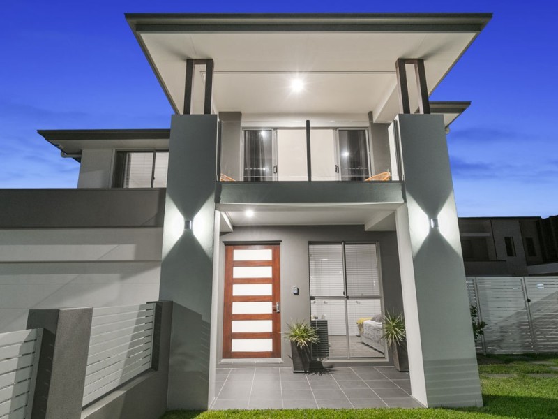 18 Zenith Street, Rochedale QLD 4123