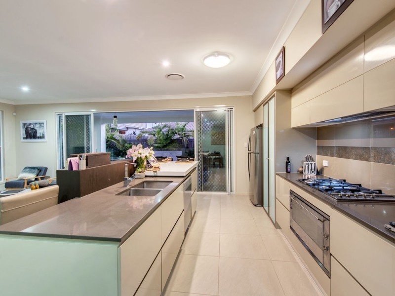 26 Skyview Avenue, Rochedale QLD 4123