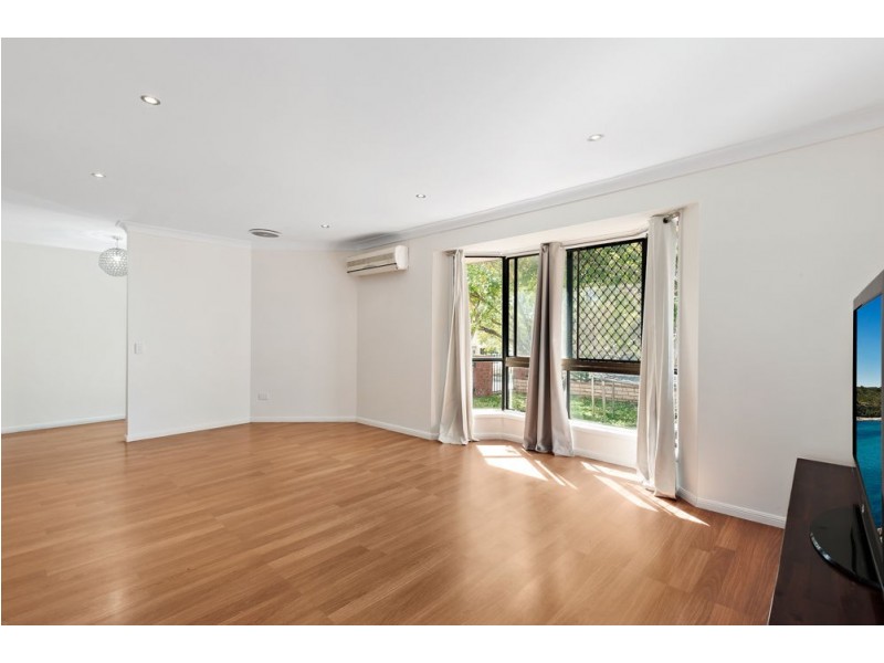 27 Sirett Street, Runcorn QLD 4113