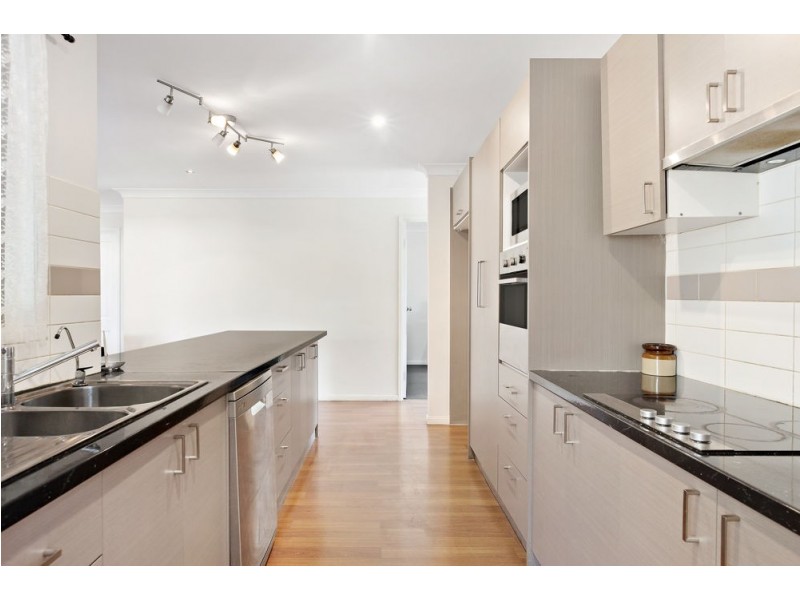 27 Sirett Street, Runcorn QLD 4113