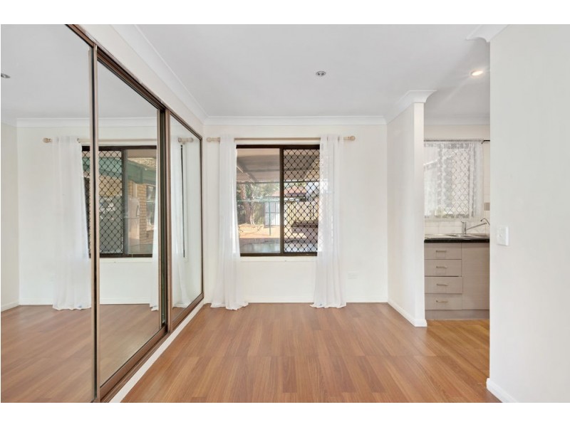 27 Sirett Street, Runcorn QLD 4113