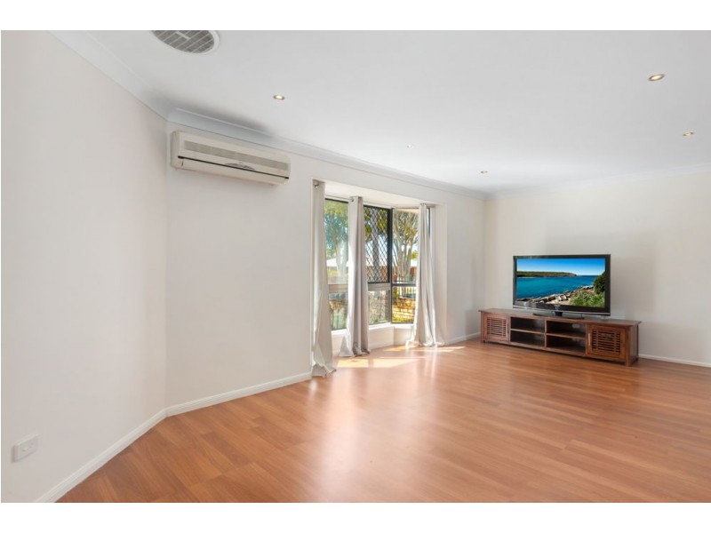 27 Sirett Street, Runcorn QLD 4113