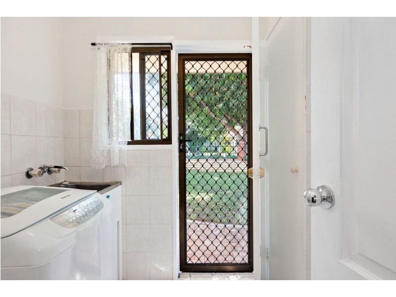 27 Sirett Street, Runcorn QLD 4113