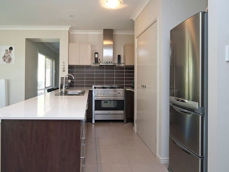 70 Larapinta Circuit, Calamvale QLD 4116