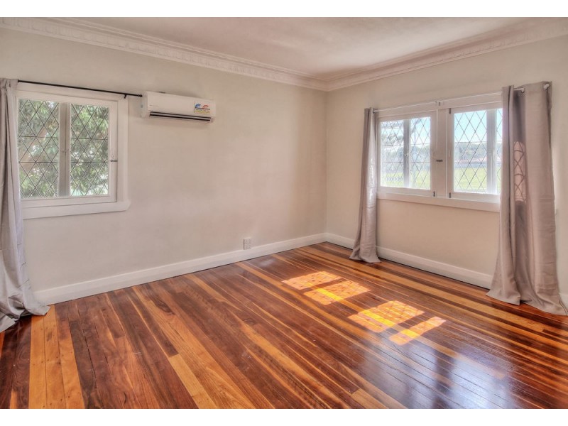 61 Underwood Road, Eight Mile Plains QLD 4113