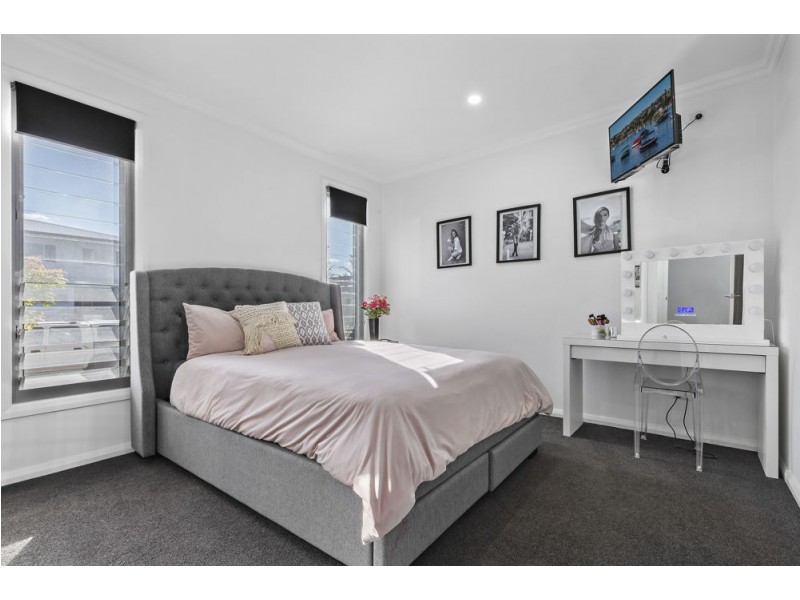 2 Ross Street, Rochedale QLD 4123