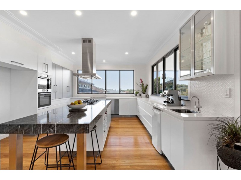 5 Ferol Street, Coorparoo QLD 4151