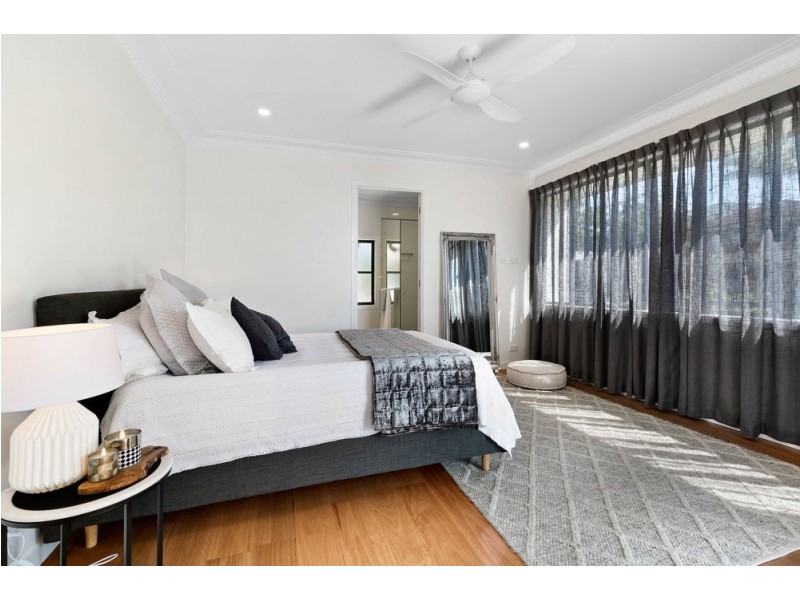 5 Ferol Street, Coorparoo QLD 4151