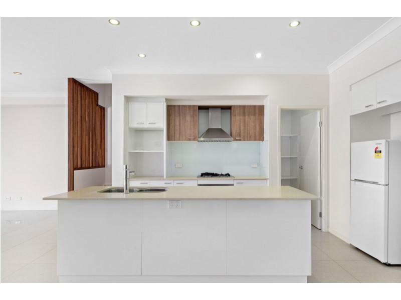 16 Diligent Place, Runcorn QLD 4113