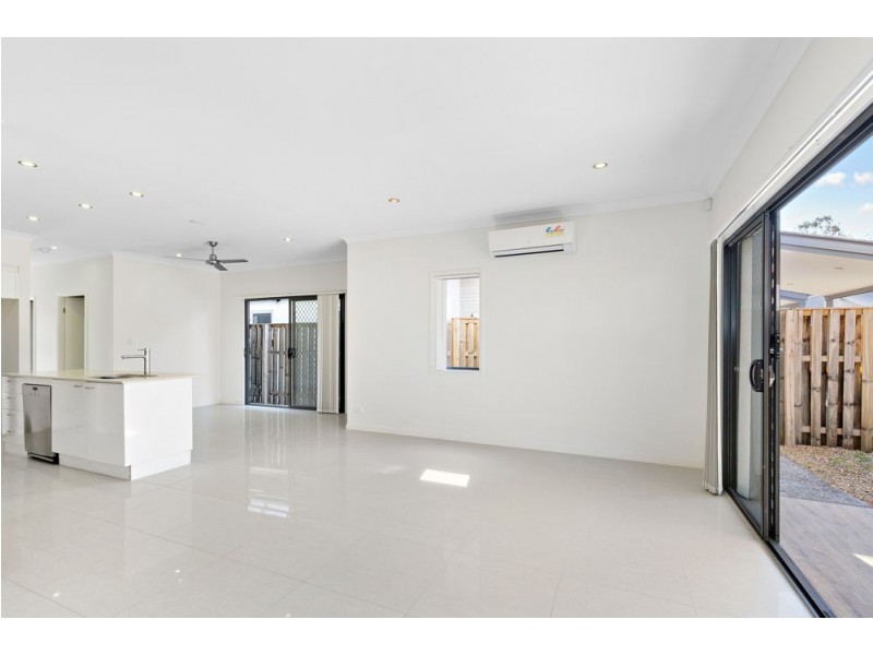 16 Diligent Place, Runcorn QLD 4113
