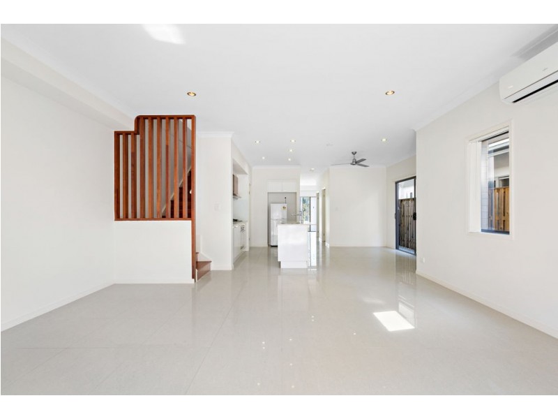 16 Diligent Place, Runcorn QLD 4113