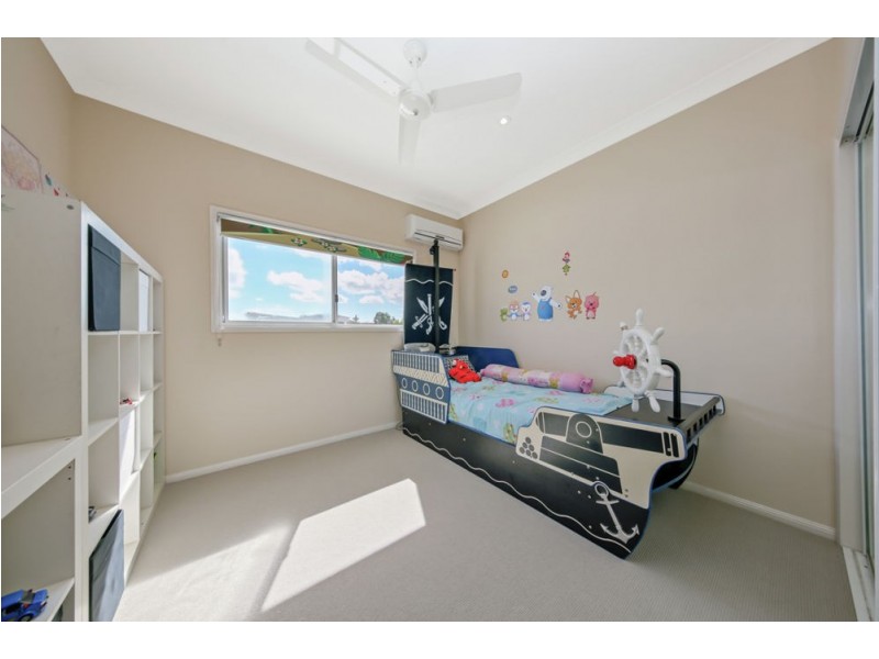 28 Phoenix Street, Rochedale QLD 4123